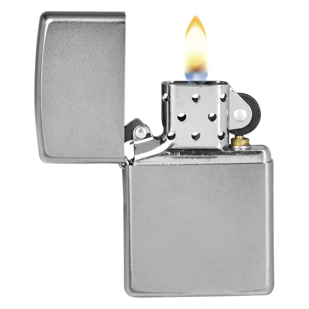 22.030.88 ZIPPO 205 - Metalni upaljač