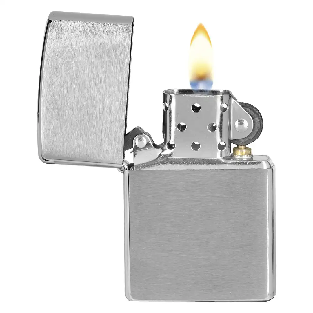 22.034.88 ZIPPO 200 - Metalni upaljač