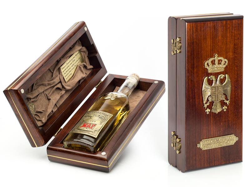 Domaća rakija u ekskluzivnom drvenom pakovanju - ŽAR (1851)