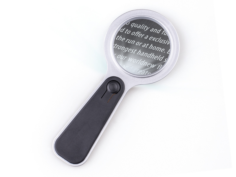 Plastična lupa sa LED lampicom - ZOOM (5037)