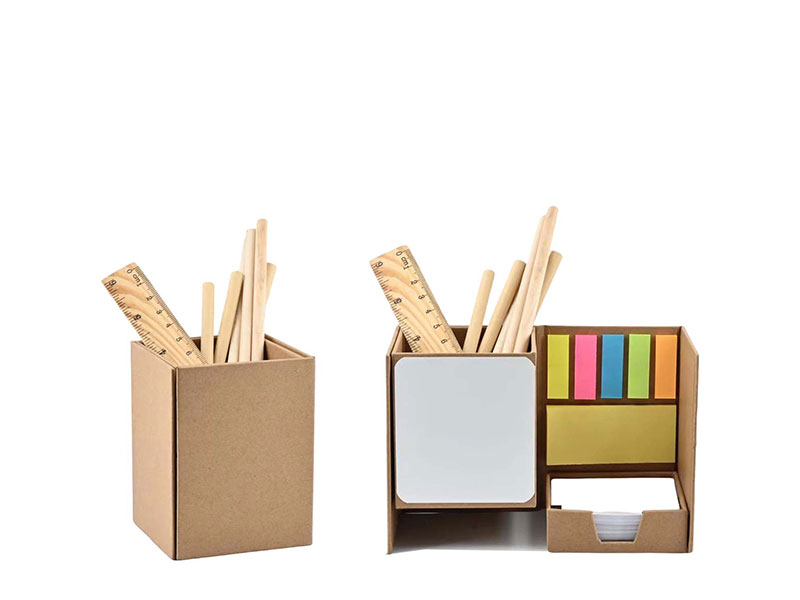 Set sa lepljivim beleškama u kutiji od bambusa - JOTI (5112)